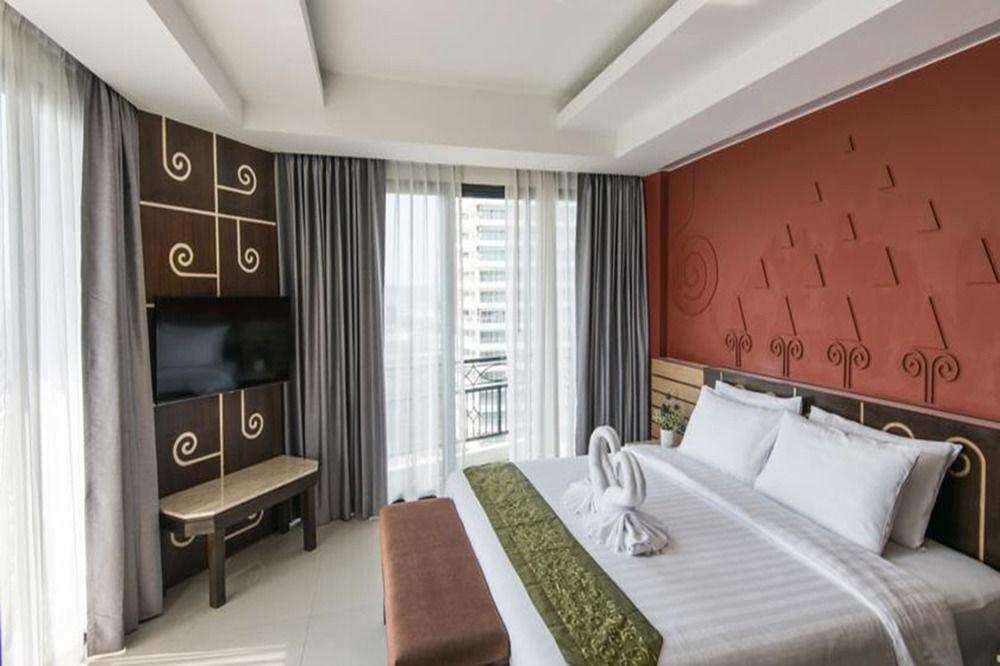 Bay Hotel