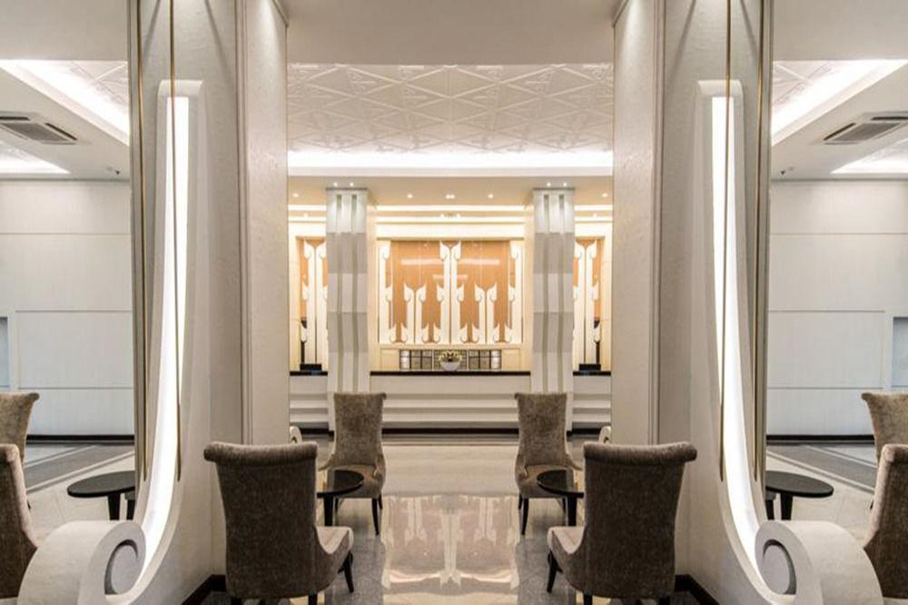Bay Hotel